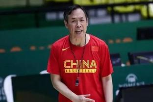 Một mình dốc sức làm việc! Triệu Duy Luân phơi nắng một người huấn luyện video: Người Trung Quốc chơi bóng ở Italy